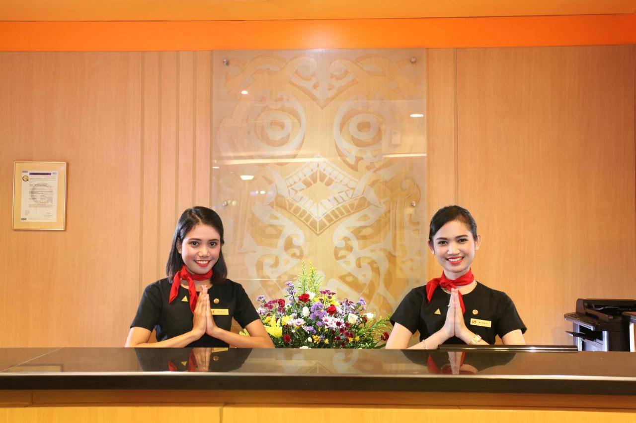 Swiss-Belinn Balikpapan Exteriör bild