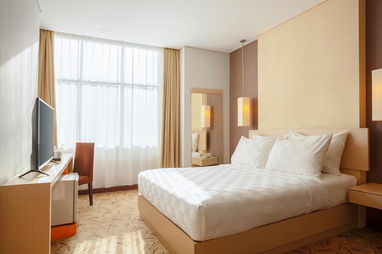 Swiss-Belinn Balikpapan Exteriör bild