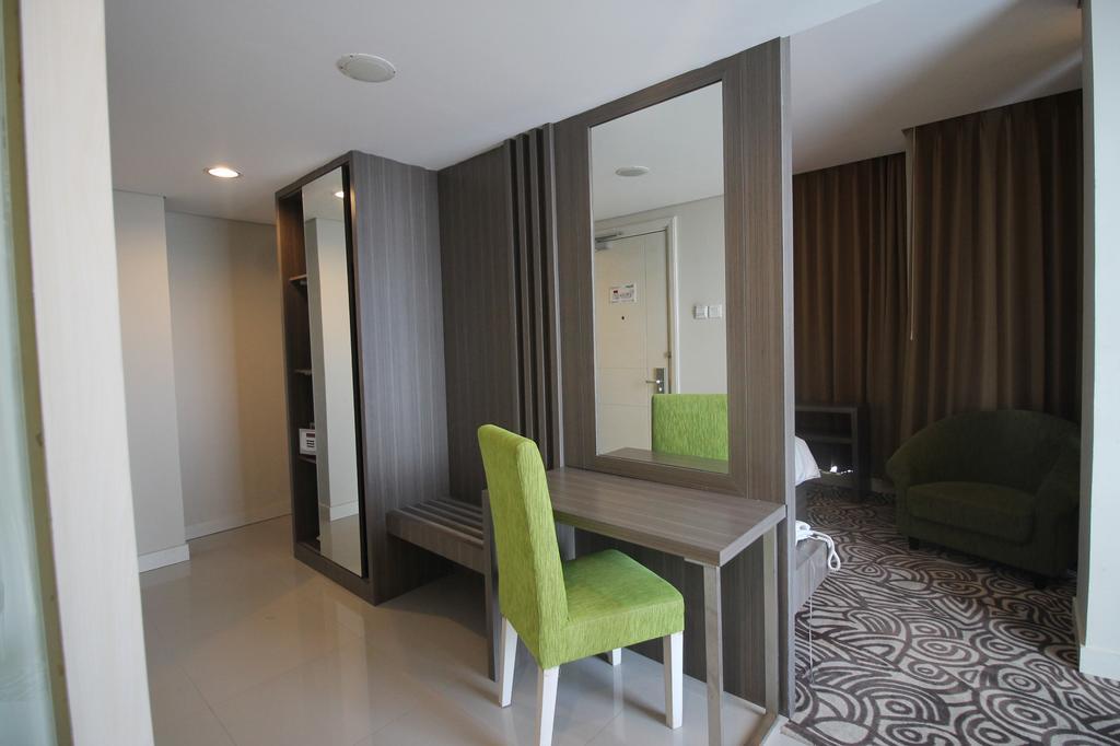 Swiss-Belinn Balikpapan Exteriör bild
